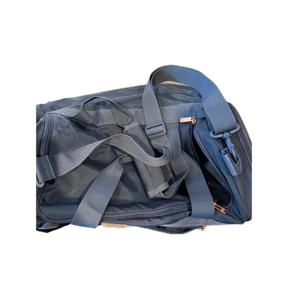 Adidas Defender Medium 20"x12"x10" Blue Duffel Gym Bag - Picture 2 of 5